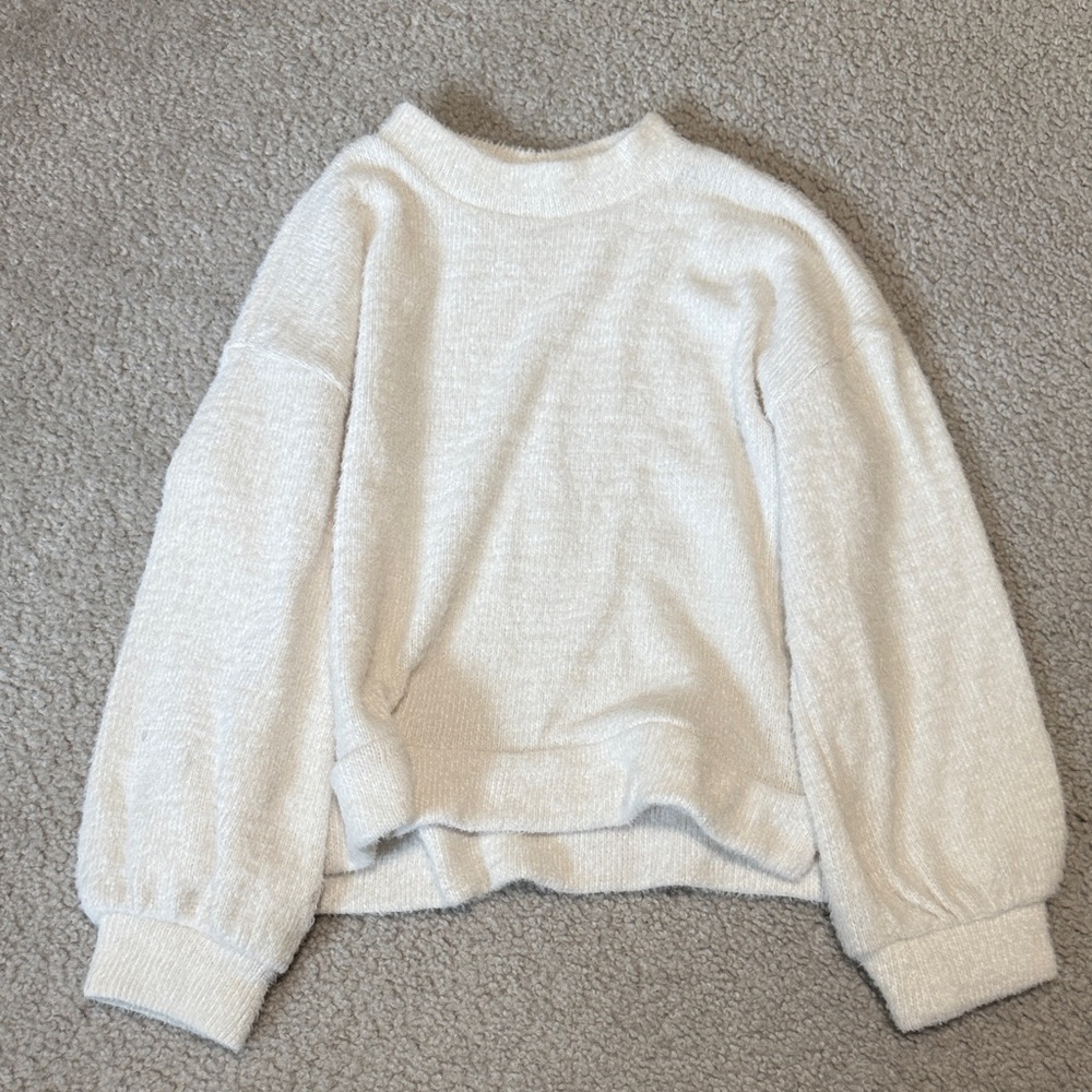 Old Navy Soft Cream Crew Neck Sweater